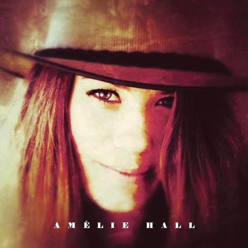 Amélie Hall Image 1